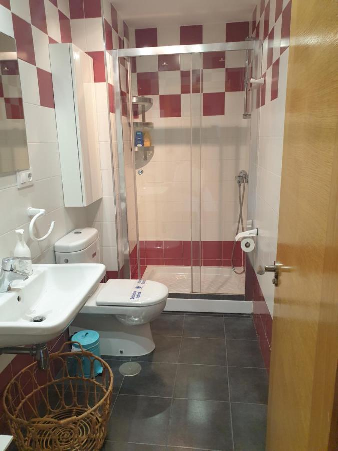 Apartamento Cine Colon 2 Ribadeo Exterior foto
