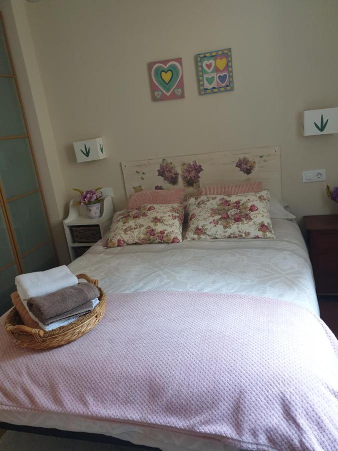 Apartamento Cine Colon 2 Ribadeo Exterior foto