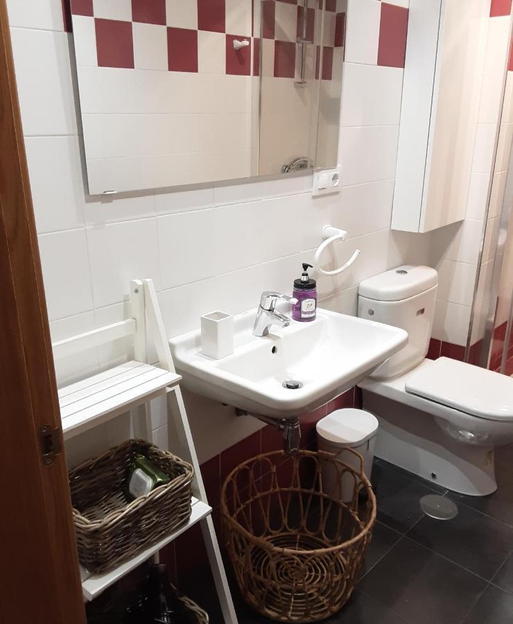 Apartamento Cine Colon 2 Ribadeo Exterior foto